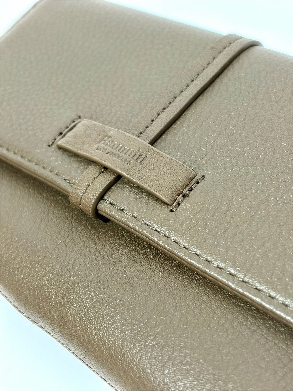 Hammitt Benjamin Wallet In Olivine Leather With Gunmetal Hardware